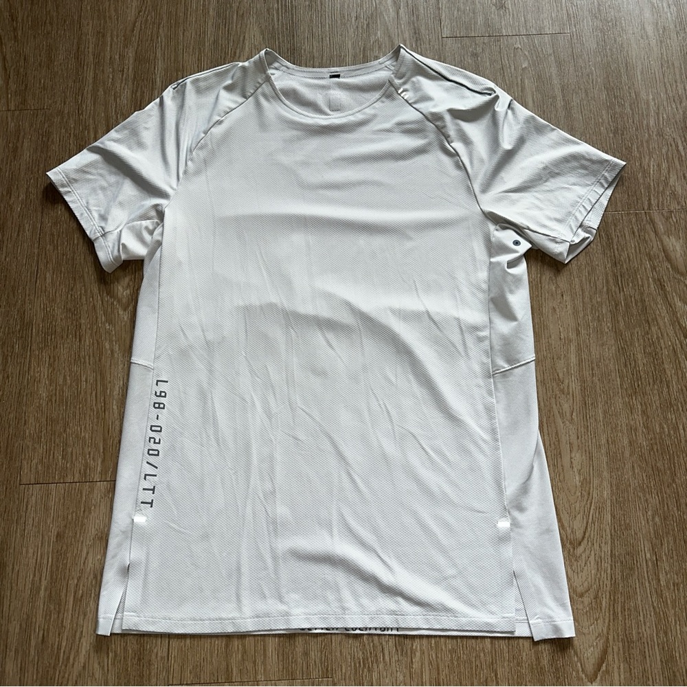 Lululemon Licensed to Train Short Sleeve